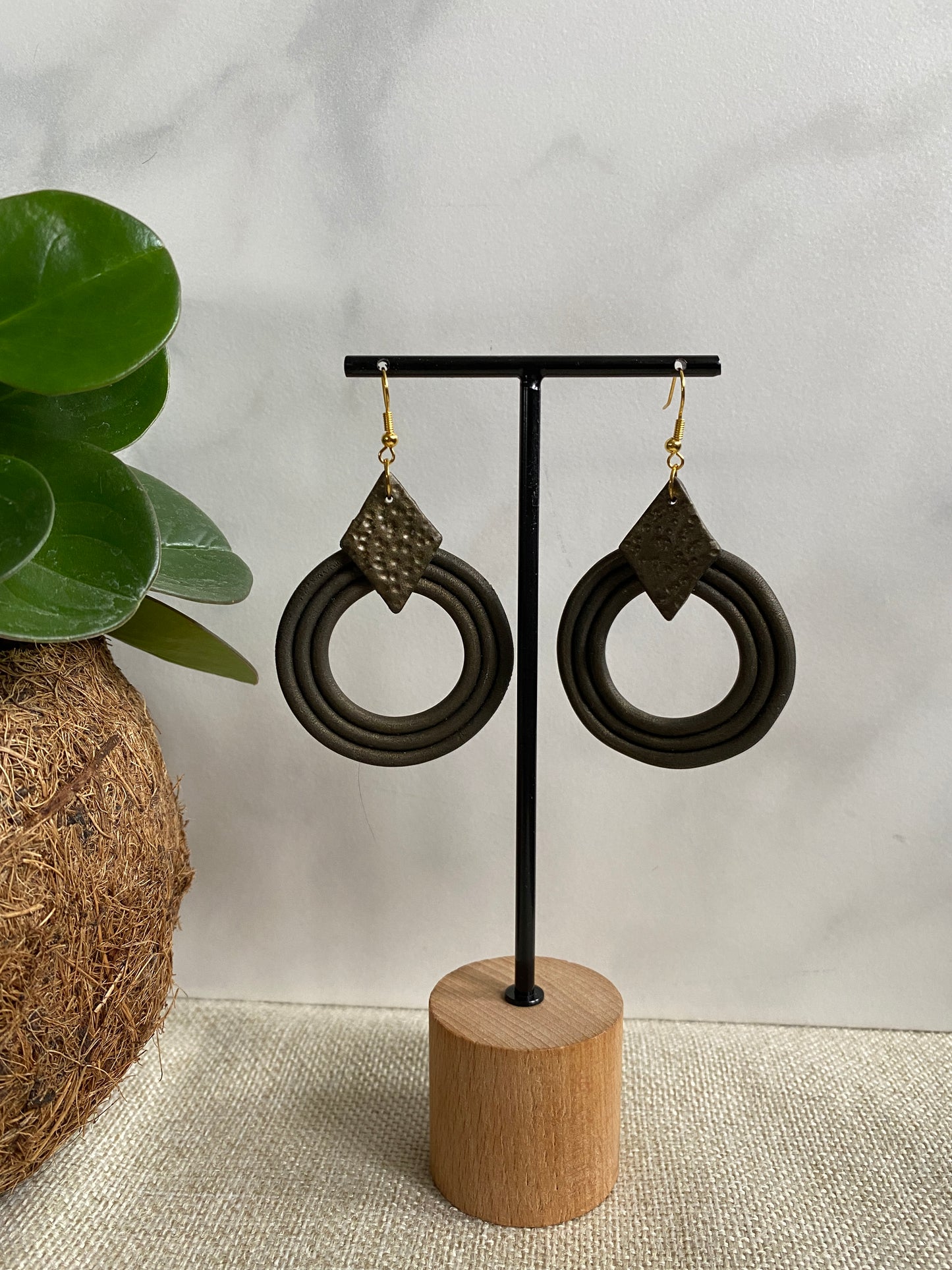 Mobula Gold-Black